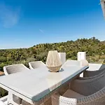 Villa Vista Royale Ref #100