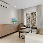 Vista Royale Ref #100