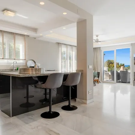 Vista Royale Ref #100