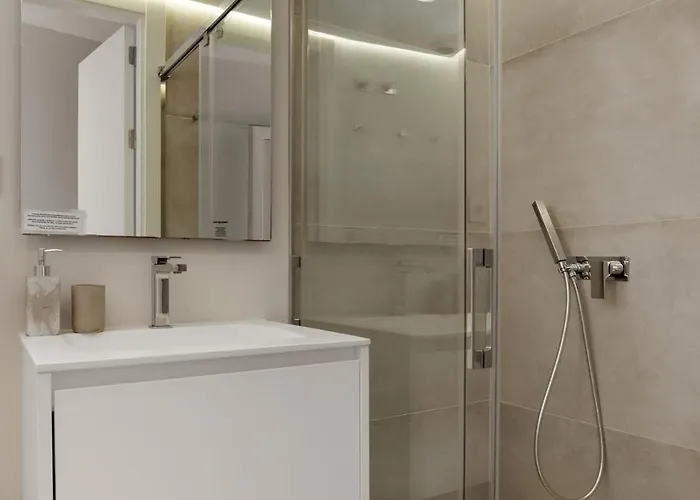 Vista Royale Ref #100 Willa