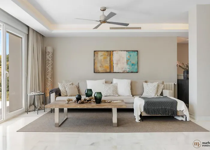 Villa Vista Royale Ref #100 Marbella